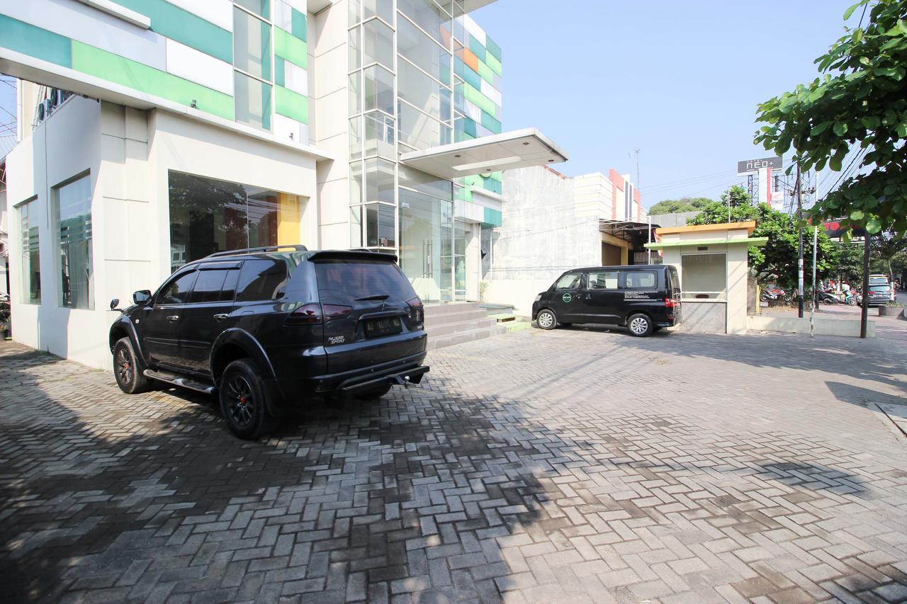 Reddoorz Plus Near Keraton Yogyakarta 2 Hotel Exterior photo